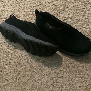 Zibu Black Sneakers, Size 6